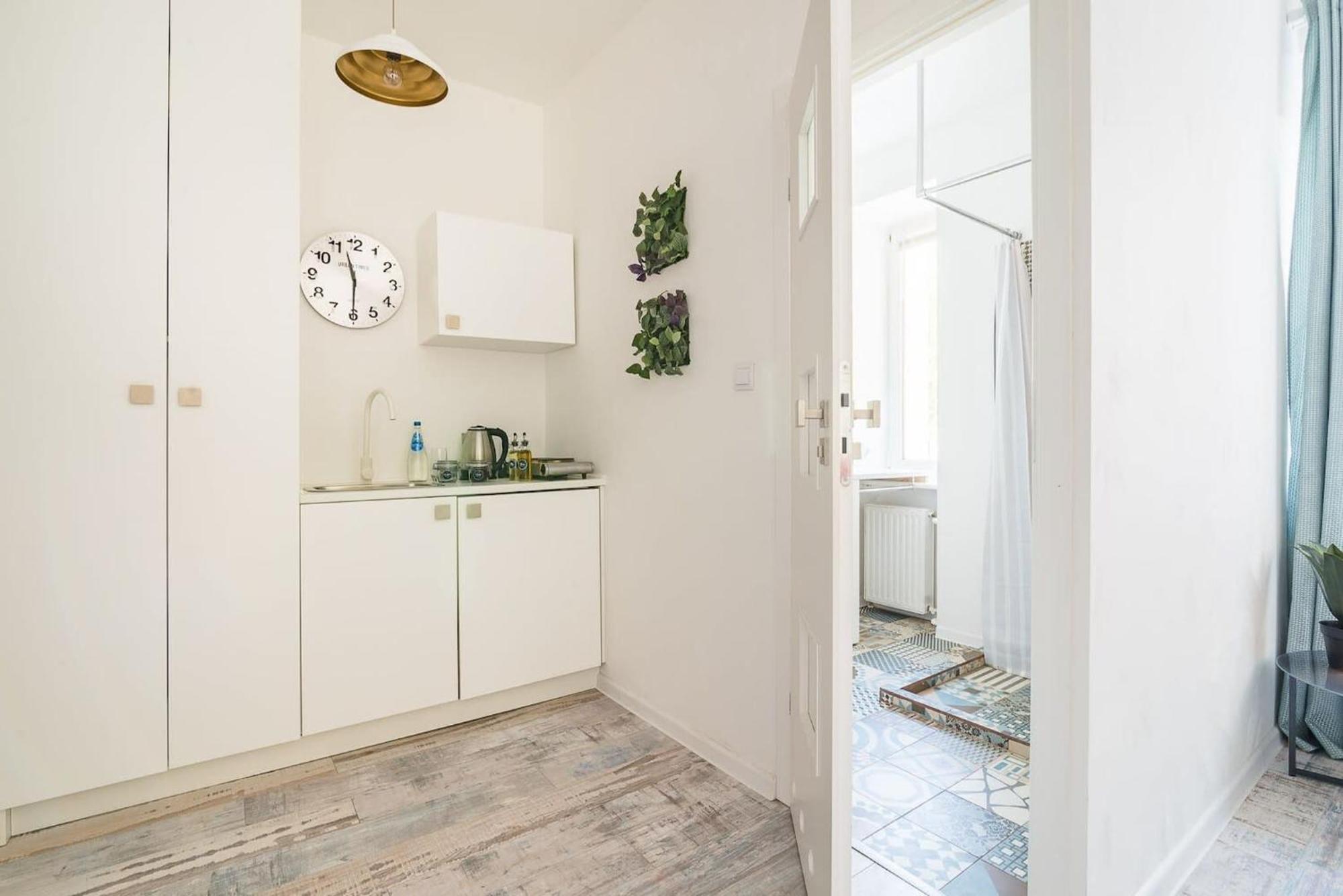 Kopernika 4 - Studio Apartment By Noclegi Renters Варшава Экстерьер фото
